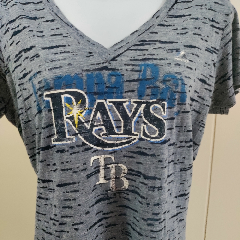 ✨️TAMPA BAY RAYS ⚾ Super lightweight, & semi sheer, plunging Women's VNeck.Sz.XL - Picture 2 of 3
